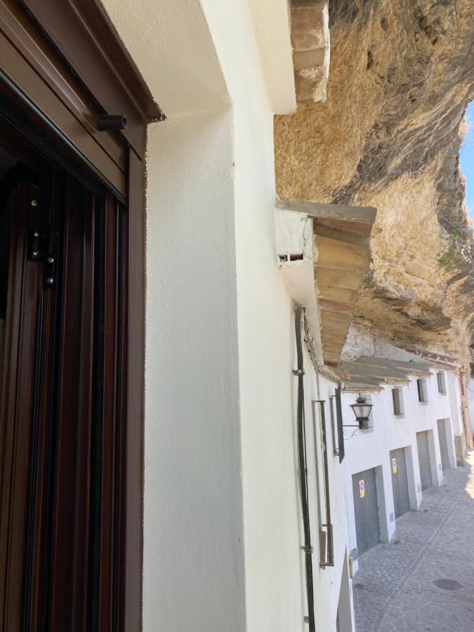 Вілла Casa Cueva Un Rincon En La Roca Setenil De Las Bodegas Екстер'єр фото