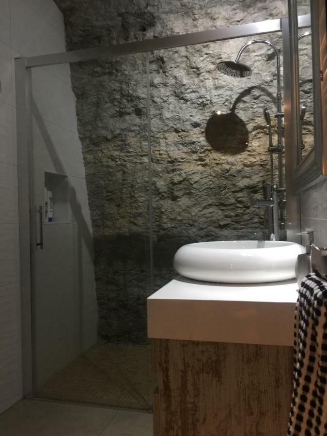 Вілла Casa Cueva Un Rincon En La Roca Setenil De Las Bodegas Екстер'єр фото